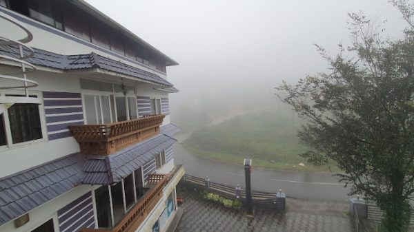 Chillax Vagamon Hotel