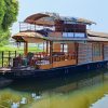 One-bedroom-Upper-Deck-Houseboat