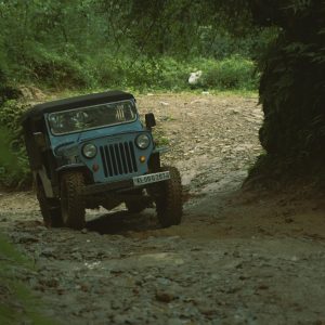 kolukkumalai jeep safari offroad