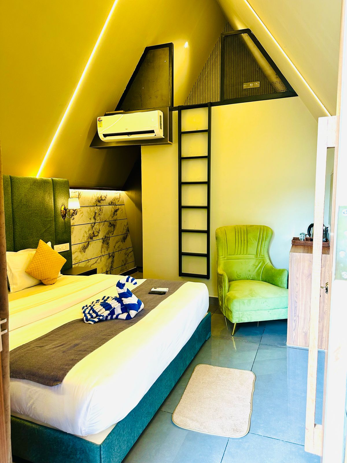 Upper A frame Room with Common Pool