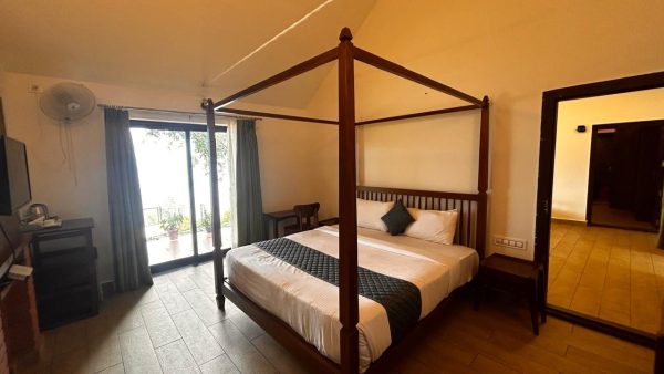 Land’s End Resort - Image 12