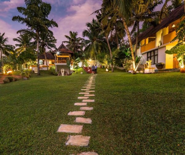 Swimming pool resort in Poovar - Image 5