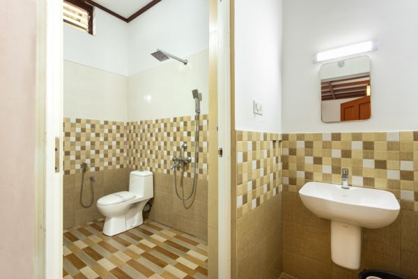 Poolside Villa Stay in Chathurangapara - Image 5