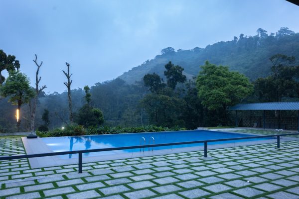 Poolside Villa Stay in Chathurangapara - Image 6