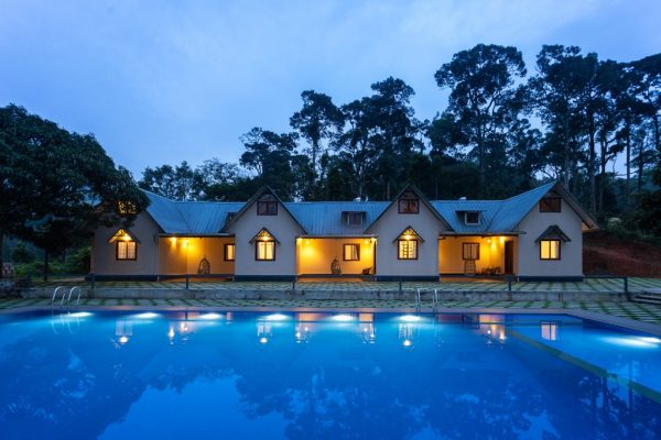 Poolside Villa Stay in Chathurangapara