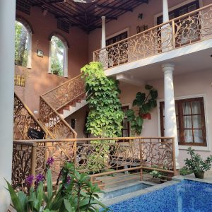 Luxury Resort with Swimming Pool Near Marari Beach