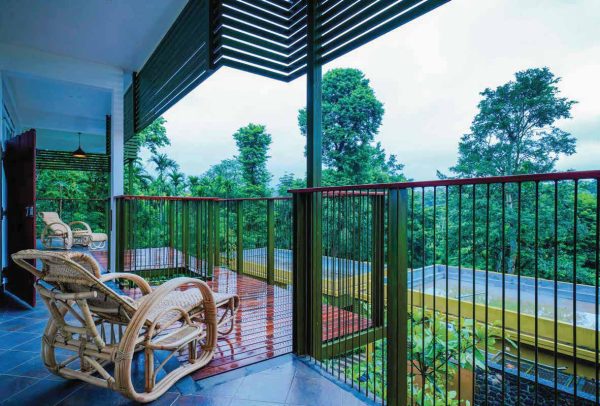 Luxury Resort in Kuruva with Jacuzzi and Plunge pool - Image 14