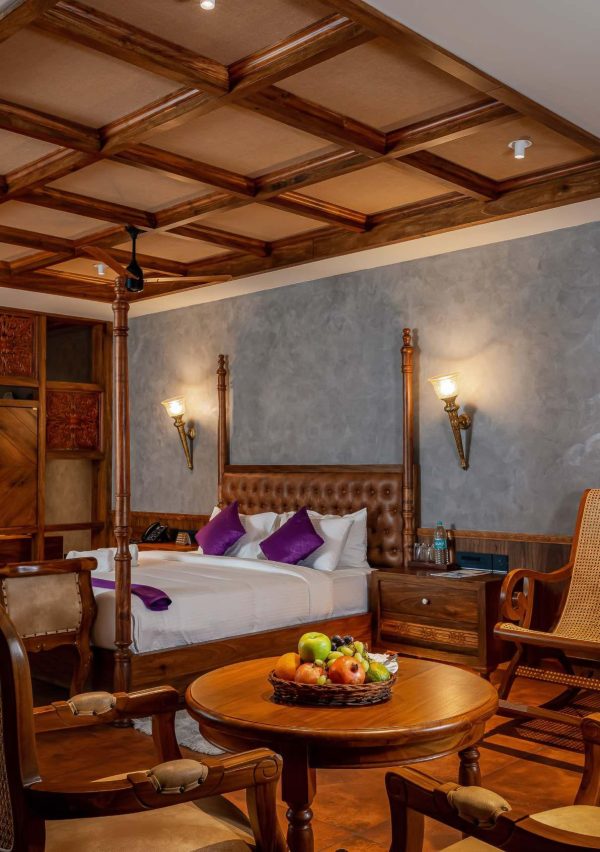 Luxury Beachfront Resort with Swimming Pool in Nileswar, Kerala