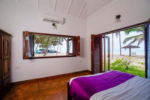 Waves Beach Pool Villa