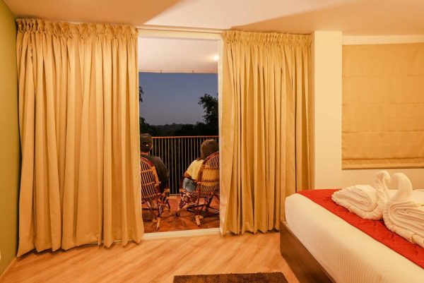 Luxury Resort in Kuruva with Jacuzzi and Plunge pool - Image 20