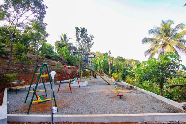 Bamboo Villa Stays with Free Grilling Facilities - Image 22