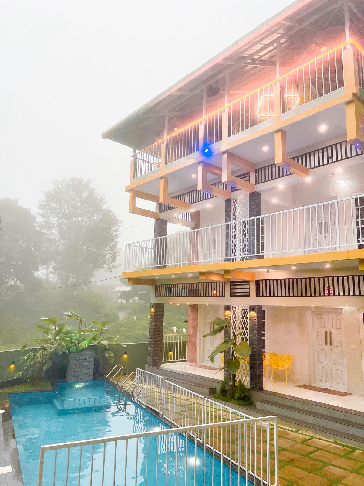 4 bedroom swimming pool villa in - Image 3