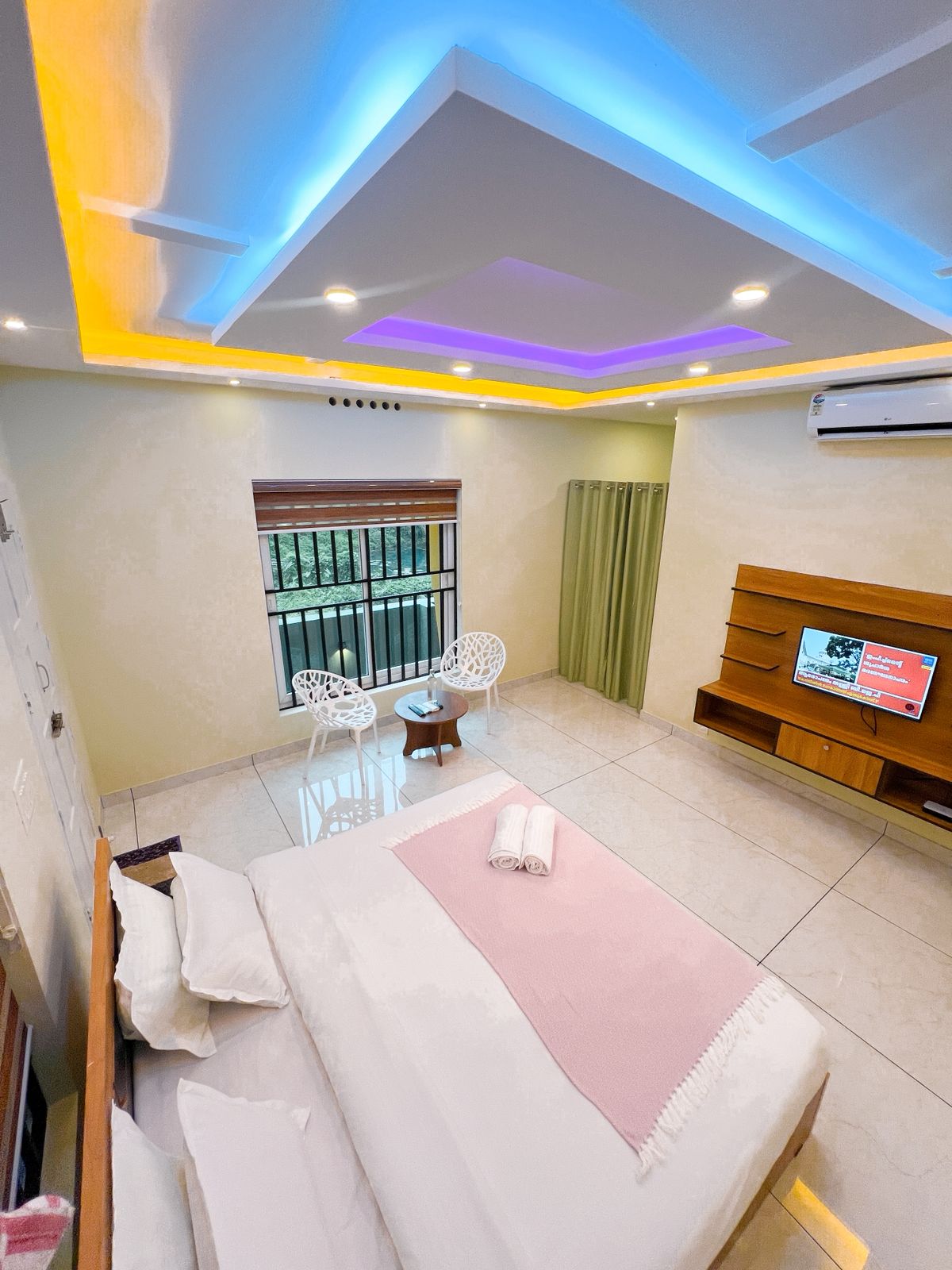 4 bedroom swimming pool villa in - Image 6