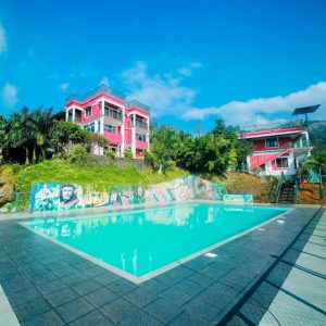 Hill Station Resort in Kakkadampoyil with Swimming Pool