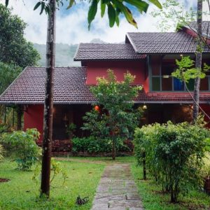 Riverside & Private Pool Resort in Kakkadampoyil